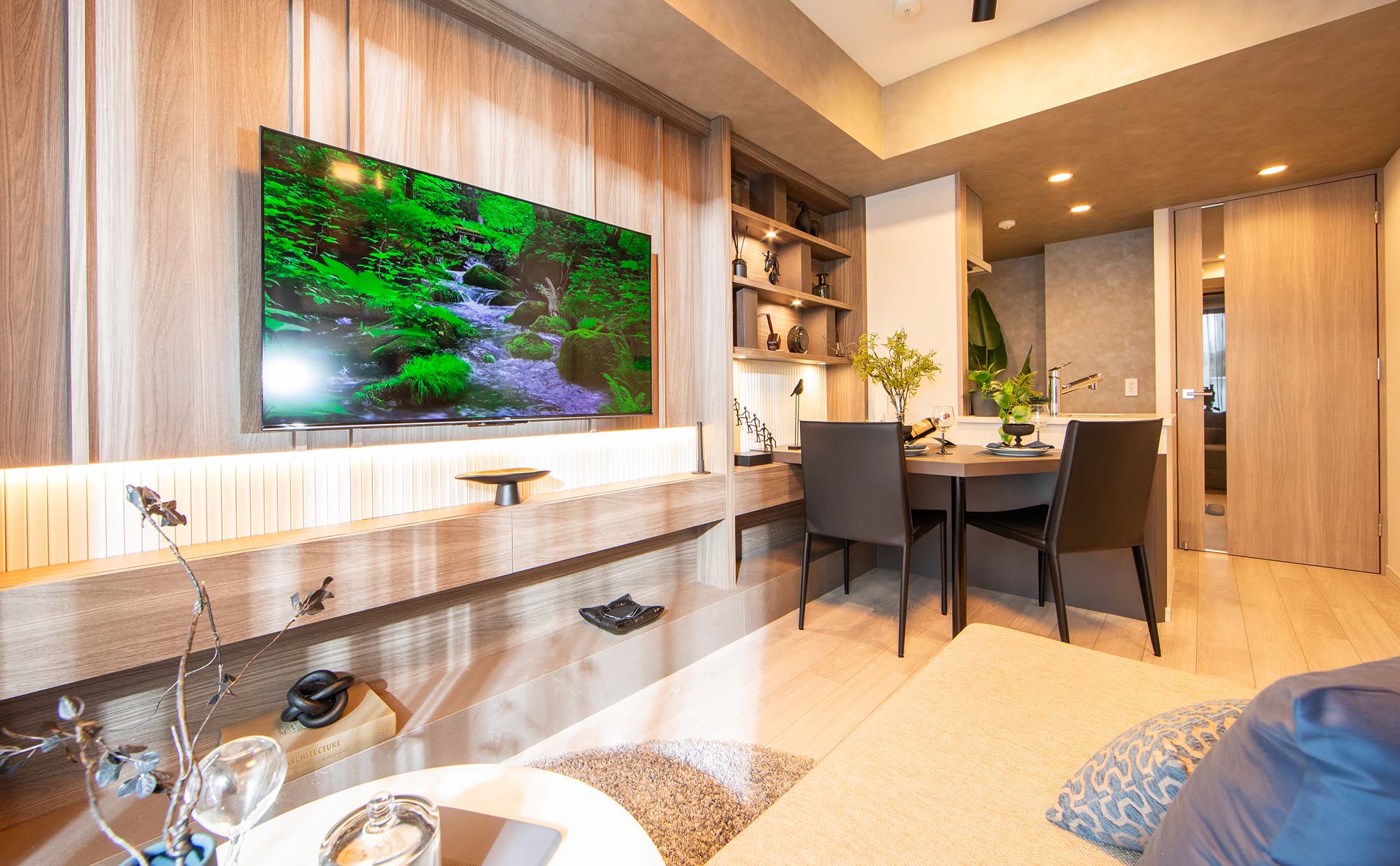 LIVING DINING KITCHEN（F type）